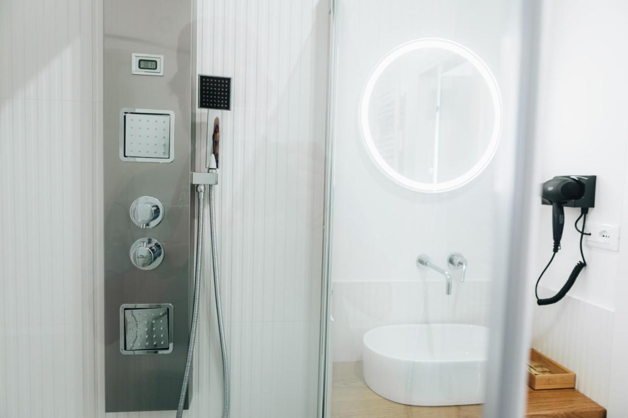 Centoquindici Rooms & Suite Montesilvano Marina Zewnętrze zdjęcie